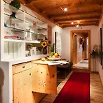 Chasa Sofia Hotel
