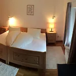 Chasa Sofia 3* 施库尔