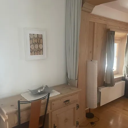 ホテル Chasa Sofia シュクオル