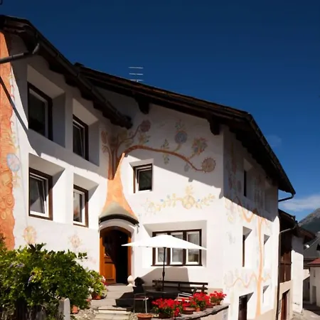 Szálloda Chasa Sofia Scuol